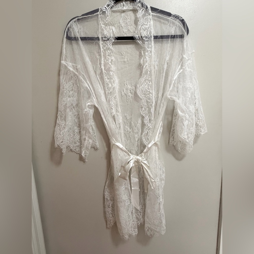 Bridal White Lace Robe Women’s Large
